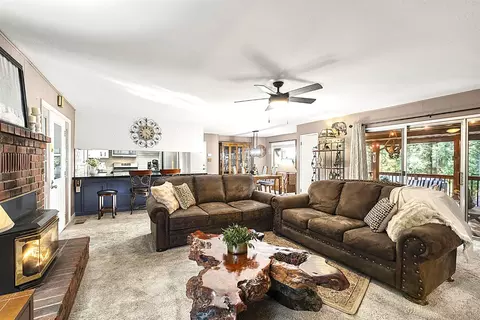 1786 Bonanza Way, Arnold, CA 95223