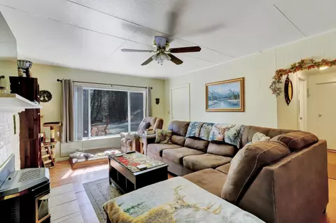 Living - 120 George Ct, Colfax, CA 95713 photo 2 of 6