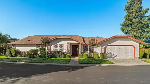 277 Garden Circle Dr, Manteca, CA 95336