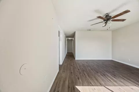 Entry Way - 7040 Doris Ave, Winton, CA 95388 photo 1 of 1