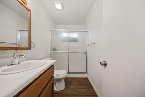 Bath - 7040 Doris Ave, Winton, CA 95388 photo 1 of 2