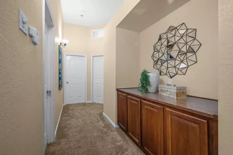 Entry Way - 5410 Quane Rd, Rocklin, CA 95765 photo 4 of 6
