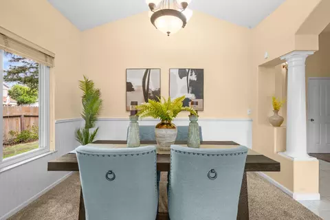 Dining - 5410 Quane Rd, Rocklin, CA 95765 photo 2 of 3