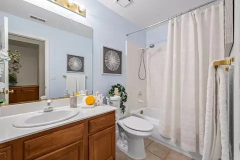 Bath - 5410 Quane Rd, Rocklin, CA 95765 photo 1 of 4