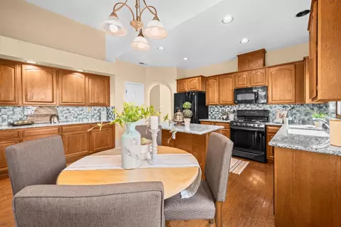 Kitchen - 5410 Quane Rd, Rocklin, CA 95765 photo 3 of 7