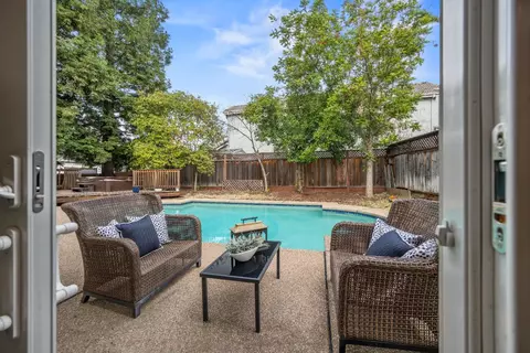Exterior - 5410 Quane Rd, Rocklin, CA 95765 photo 3 of 11