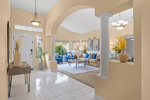 Entry Way - 5410 Quane Rd, Rocklin, CA 95765 photo 3 of 6