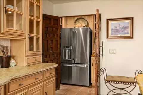 Kitchen - 5050 Glory View Dr, Placerville, CA 95667 photo 6 of 6