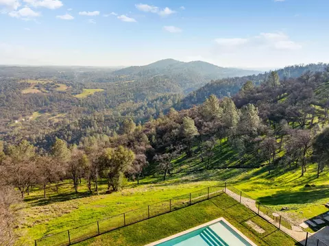 Exterior - 5050 Glory View Dr, Placerville, CA 95667 photo 2 of 14