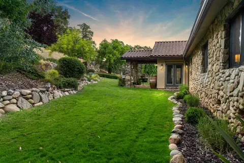 Exterior - 5050 Glory View Dr, Placerville, CA 95667 photo 13 of 14