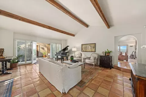 Living - 5050 Glory View Dr, Placerville, CA 95667 photo 1 of 5