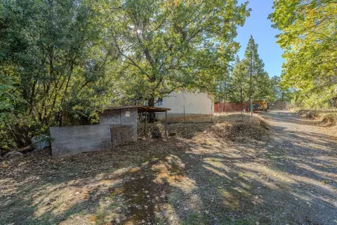 Exterior - 617 Loop Dr, Glencoe, CA 95232 photo 5 of 9