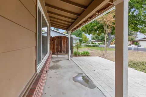Exterior - 3705 Lamborghini Ln, Modesto, CA 95356 photo 5 of 11