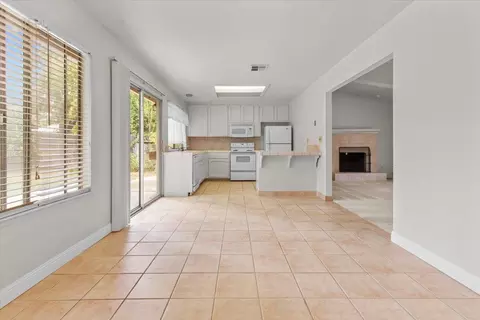 Living - 3705 Lamborghini Ln, Modesto, CA 95356 photo 8 of 8