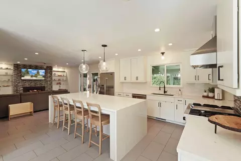 Kitchen - 1813 Bannister Pl, Modesto, CA 95355 photo 2 of 6