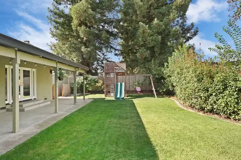 Exterior - 1813 Bannister Pl, Modesto, CA 95355 photo 13 of 15