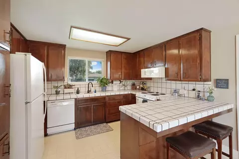 309 Vineyard Dr, Lodi, CA 95240 photo 7
