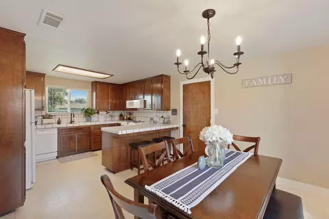 309 Vineyard Dr, Lodi, CA 95240 photo 6
