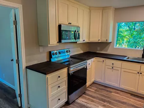 Kitchen - 150 Centennial Mine Rd, West Point, CA 95255 photo 4 of 7