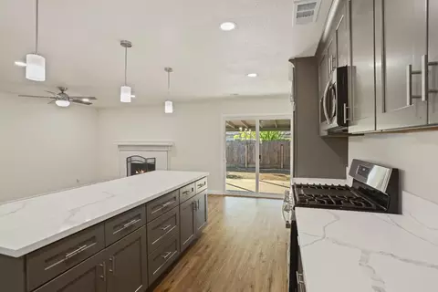 Kitchen - 1828 Celeste, Modesto, CA 95355 photo 4 of 5