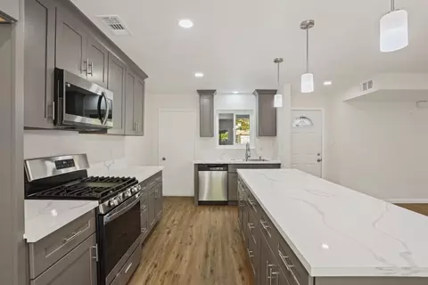 Kitchen - 1828 Celeste, Modesto, CA 95355 photo 3 of 5