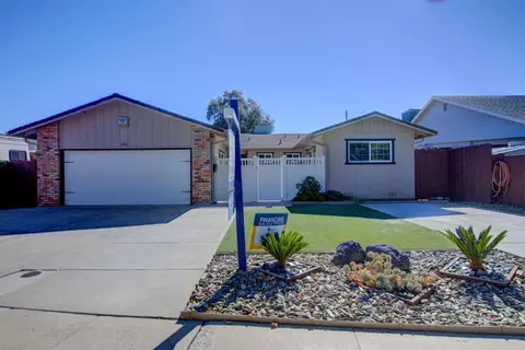 2100 Lance St, Modesto, CA 95354 photo 1