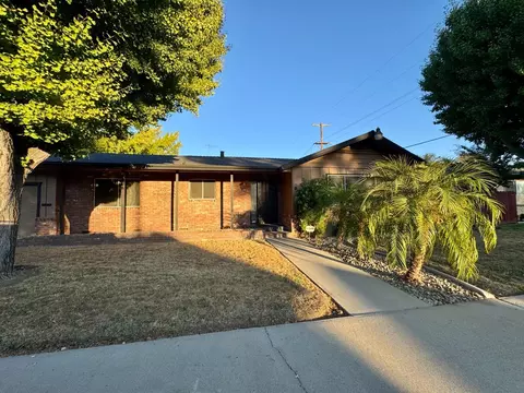 Exterior - 908 Swenson Way, Modesto, CA 95355 photo 1 of 5