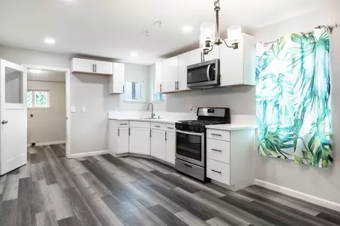 Kitchen - 421 Alturas Ave, Modesto, CA 95351 photo 1 of 2