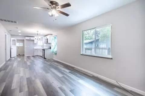 Living - 421 Alturas Ave, Modesto, CA 95351 photo 1 of 3