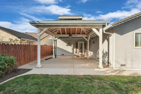 Exterior - 2526 Park West Dr, Lodi, CA 95242 photo 6 of 11