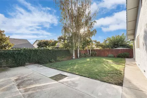Exterior - 2526 Park West Dr, Lodi, CA 95242 photo 8 of 11