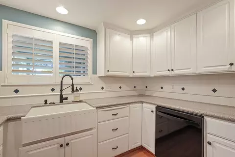 Kitchen - 2526 Park West Dr, Lodi, CA 95242 photo 3 of 4