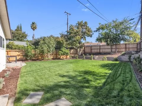Exterior - 5841 Sharps Cir, Carmichael, CA 95608 photo 7 of 8
