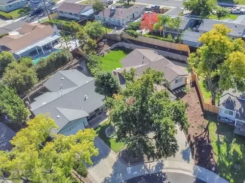 View/Area - 5841 Sharps Cir, Carmichael, CA 95608 photo 5 of 8