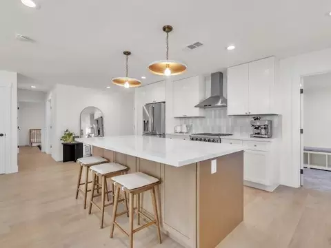 Kitchen - 5841 Sharps Cir, Carmichael, CA 95608 photo 4 of 5