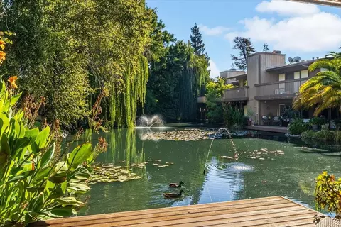 2418 Larkspur Ln #227, Sacramento, CA 95825