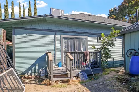 402 Maple St, Modesto, CA 95351 photo 6