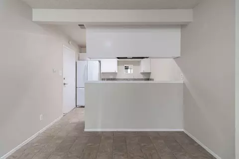 Dining - 2724 Park Pl, Modesto, CA 95350 photo 1 of 1