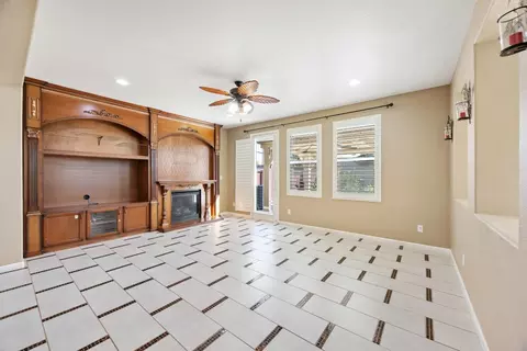2304 Snowy Egret St, Modesto, CA 95355 photo 11