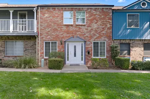5233 Gibbons Dr, Carmichael, CA 95608 photo 1