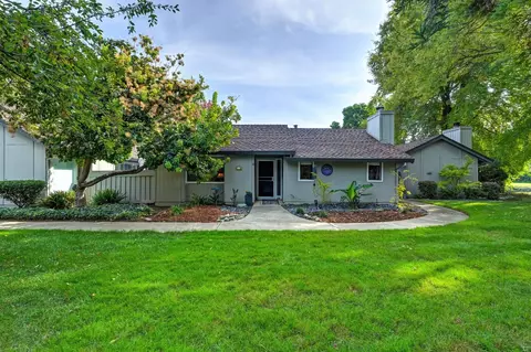3175 Swallows Nest Dr, Sacramento, CA 95833