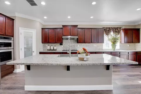 Kitchen - 4130 Mcalister Ct, Olivehurst, CA 95961 photo 2 of 7