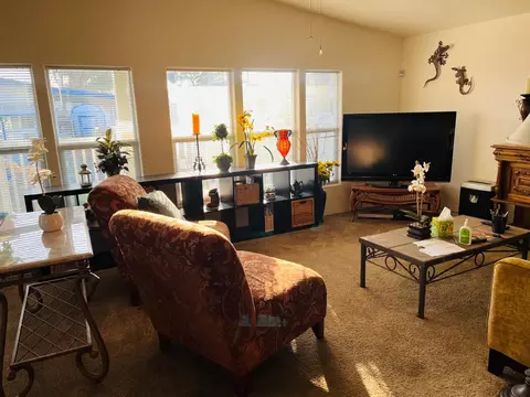 Living - 195 Schooner Ln, Modesto, CA 95356 photo 1 of 2