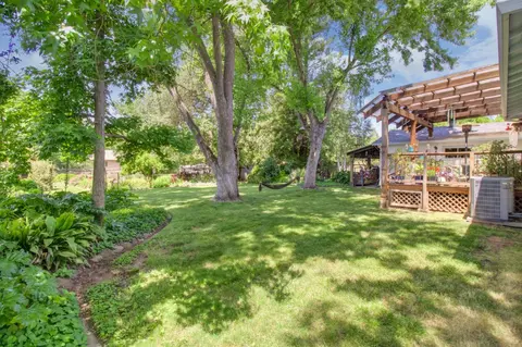 Exterior - 4231 Marshall Ave, Carmichael, CA 95608 photo 5 of 38