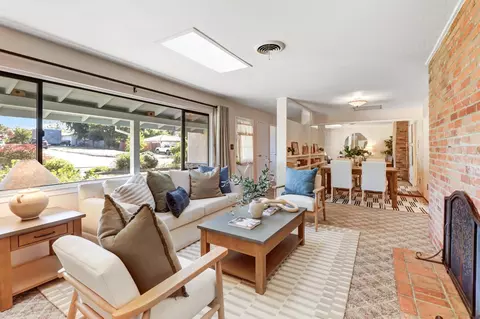 Living - 4231 Marshall Ave, Carmichael, CA 95608 photo 3 of 4