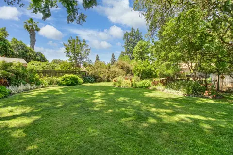 Exterior - 4231 Marshall Ave, Carmichael, CA 95608 photo 2 of 38
