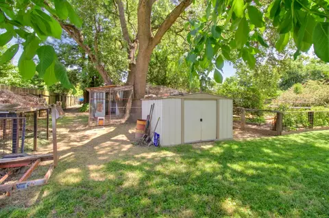 Exterior - 4231 Marshall Ave, Carmichael, CA 95608 photo 21 of 38