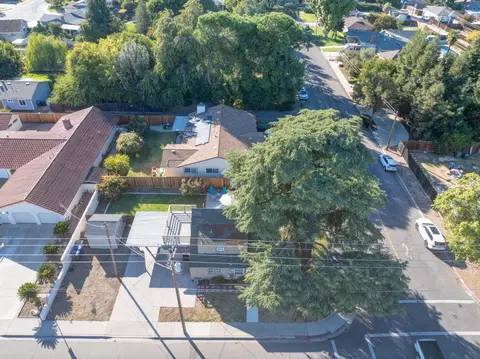 View/Area - 1990 E Marshall St, Turlock, CA 95380 photo 3 of 4