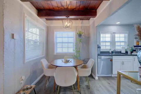 Dining - 1990 E Marshall St, Turlock, CA 95380 photo 2 of 2