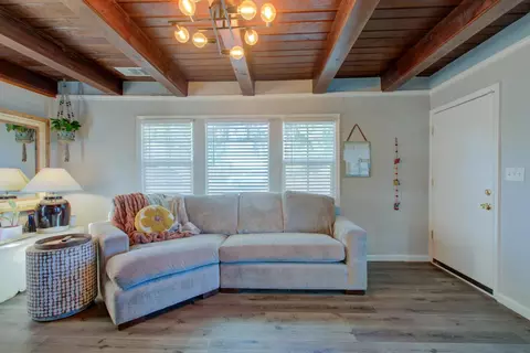 Living - 1990 E Marshall St, Turlock, CA 95380 photo 1 of 3